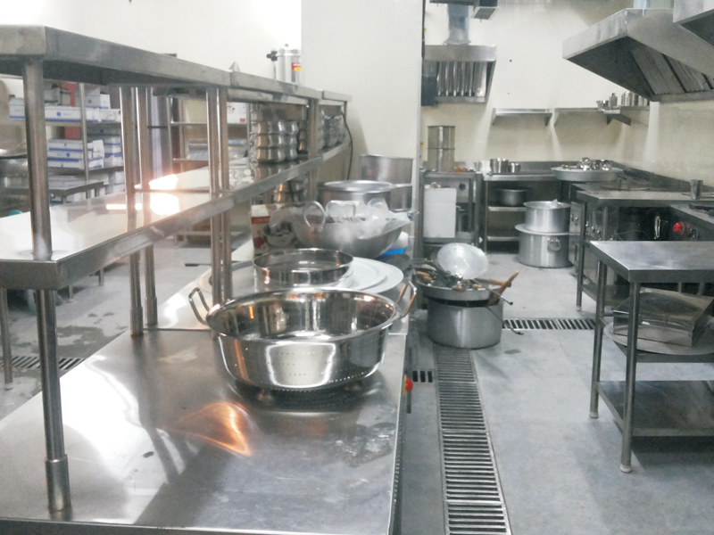 Commercial Kitchen 05